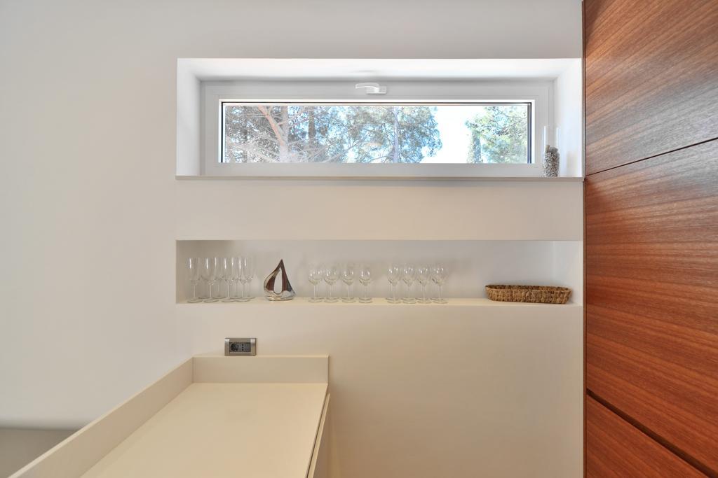 Chiponsky One - 5 Star Beachfront Property Bol Esterno foto