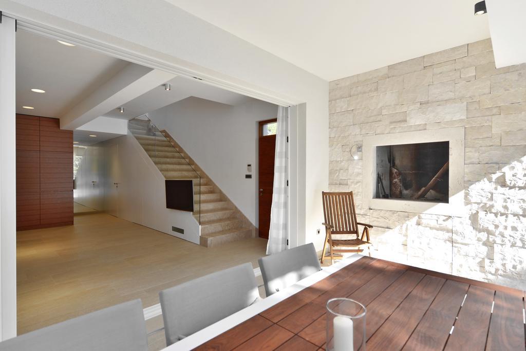 Chiponsky One - 5 Star Beachfront Property Bol Esterno foto